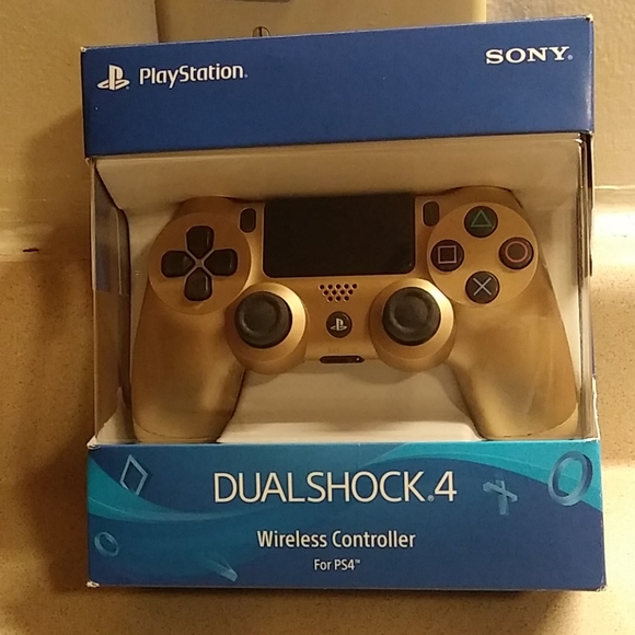 Ps4 controller - Picture 1 of 4